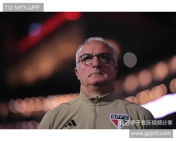 欧洲足球明星的璀璨星空与他们的传奇故事探秘